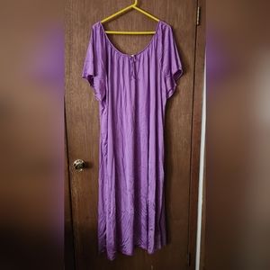Women's Nightgown